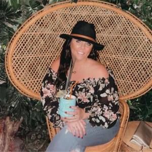 Meet your Posher, Leann